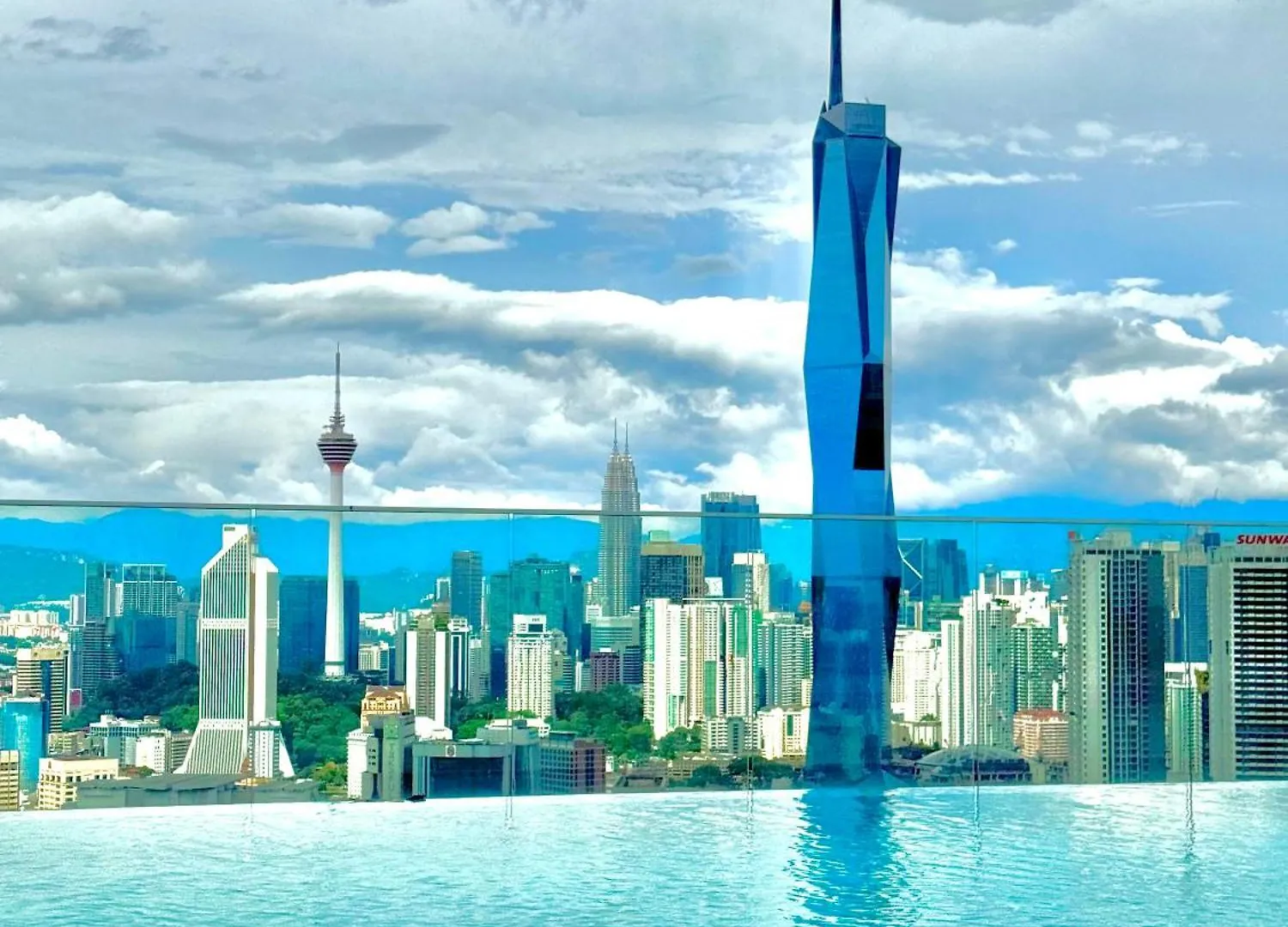 Lejlighed Riveria City Near Kl Sentral With 118 View Sky Infinity Pool By Cobnb Kuala Lumpur