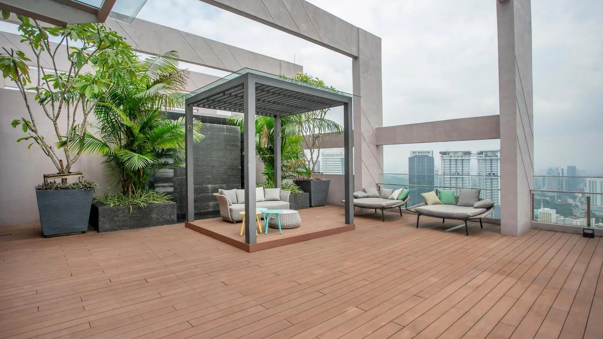 Riveria City Near Kl Sentral With 118 View Sky Infinity Pool By Cobnb Kuala Lumpur